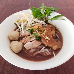 ก๋วยเตี๋ยวเรือหมู