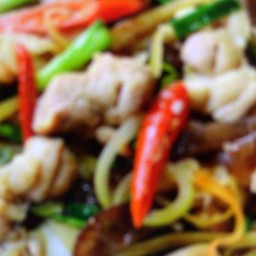 ไก่ผัดขิง