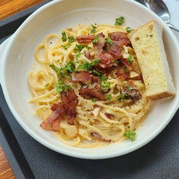 สปาเก็ตตี้คาโบนาร่า