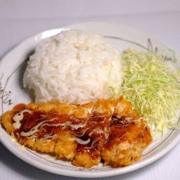 แม่ดวง ยำแซ่บไก่ทอด ปิ่นเกล้า