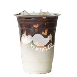 นมช็อกโกแลตเข้มข้น เย็น