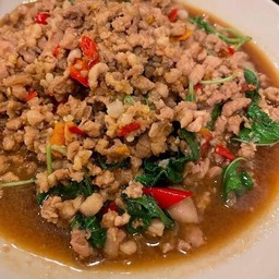 ผัดกะเพราหมู STIR FRIED PORK WITH CHILLI AND HOT BASIL LEAVES