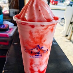 สตอเบอรี่นมสดปั่น