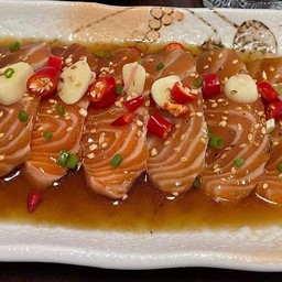 แซลมอนดอง