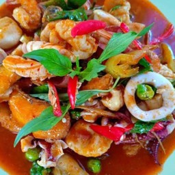 ผัดเผ็ดรวมมิตร