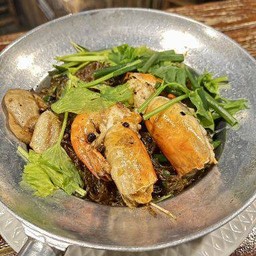 กุ้งแม่น้ำอบวุ้นเส้น