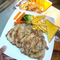 setA สเต็กหมู2ชิ้น