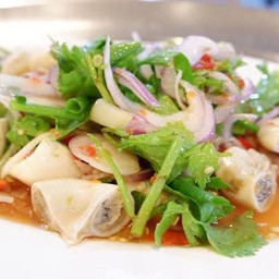 ยำไส้ตัน