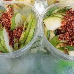 ร้านผลไม้ปอก จิ๊บมอส