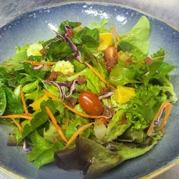 สลัดญี่ปุ่น