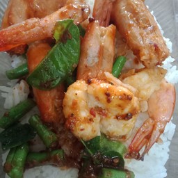 ข้าวราดพริกแกงกุ้ง