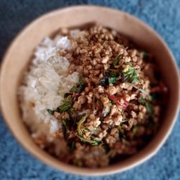 กระเพราริมทาง The Basil Road