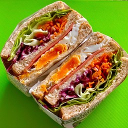 แซนด์วิชเกาหลีโบโลน่า + ไข่ดาว