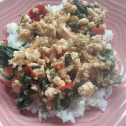 ข้าวกระเพราไก่