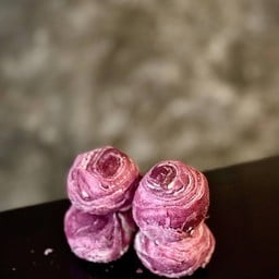 มันม่วงอบเทียน (Purple sweet potato)