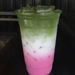 ชาเขียวนมชมพู