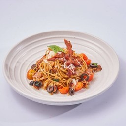 Spaghetti A.O.P with Bacon  สปาเก็ตตี้ผัดพริกกระเทียมเบคอน