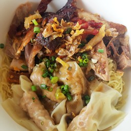 Roasted Duck Wonton Noodles