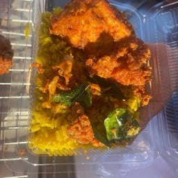 ร้านไก่ทอดสมุนไพร ตลาดสุขสำราญ