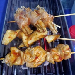 ปิ้งย่างหน้าบ้าน