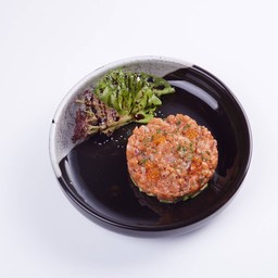 SALMON TARTARE