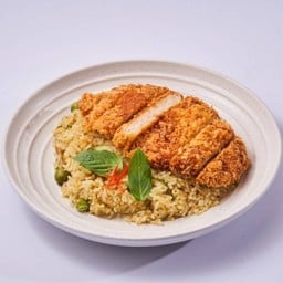 Green Curry Fried Rice with Tonkatsu  ข้าวเขียวหวานหมูทอดทงคัตสึ