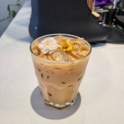 ชาไทย