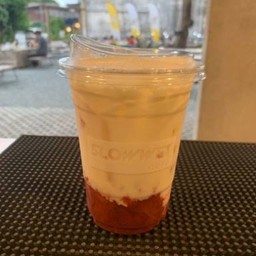 สตอนมสด