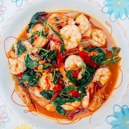 ข้าวกุ้งผัดโหระพา