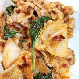 ผัดพริกเผา หมูหมักนุ่ม
