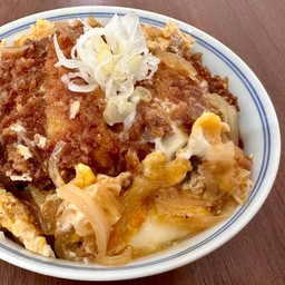 Pork cutlet rice bowl(カツ丼)