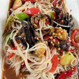 ตำขนมจีนปูปลาร้า