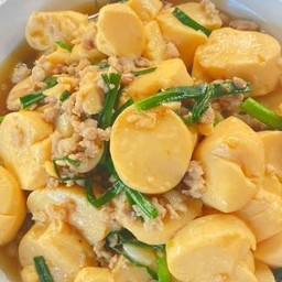 ข้าวเต้าหู้หมูสับผัดไข่