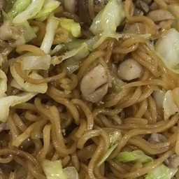 มาม่าผัดไก่