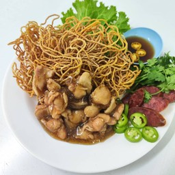 ่บะหมี่กรอบ+หน้าไก่