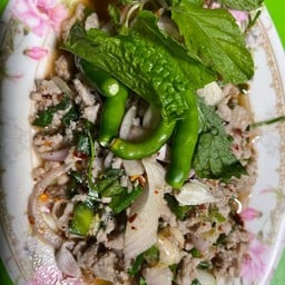 ร้านลาบอู่แท๊กซี่เอกมัย30
