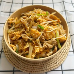 ผัดหมี่โคราช