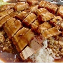 เจ้หมวยต้มเลือดหมู หน้าปอเต็กตึ้ง