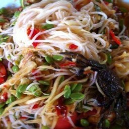 ตำซั่วขนมจีน