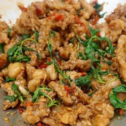 กับข้าว ผัดกระเพราเนื้อ