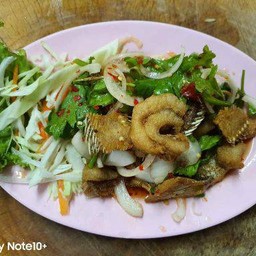 ยำปลาสลิด