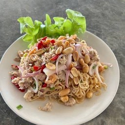 ยำมาม่า