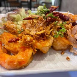 ข้าวกระเพรา&ปลาทอดbypakin