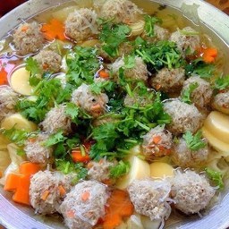 แกงจืดผักกาดขาว วุ้นเส้น เต้าหู้หมูสับ