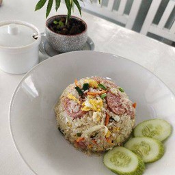 ข้าวผัดแหนม