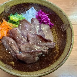Beef tongue rice bowl(牛タン丼)