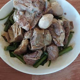 เกาเหลาหมู (แห้ง)