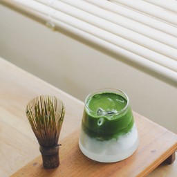 มัทฉะน้ำช่อดอกมะพร้าว+นม