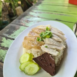 ข้าวมันไก่ต้ม