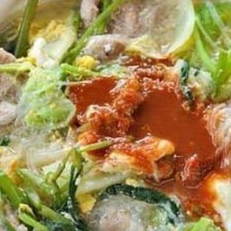 สุกี้น้ำหมู  น้ำ แห้ง